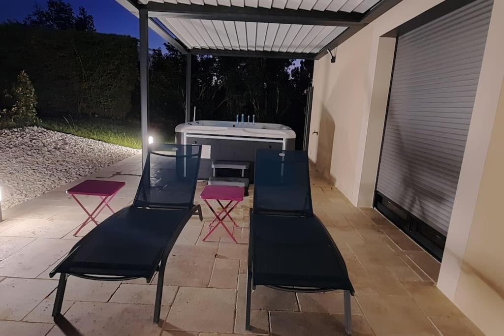 Villa Drome Jacuzzi La Maison D'A Cote Chatuzange-le-Goubet ภายนอก รูปภาพ